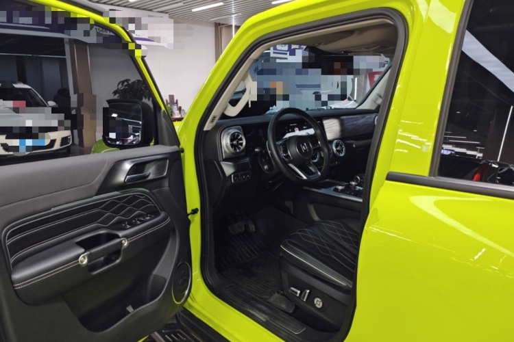 坦克300 2022款 2.0T 坦克游侠中控内饰20