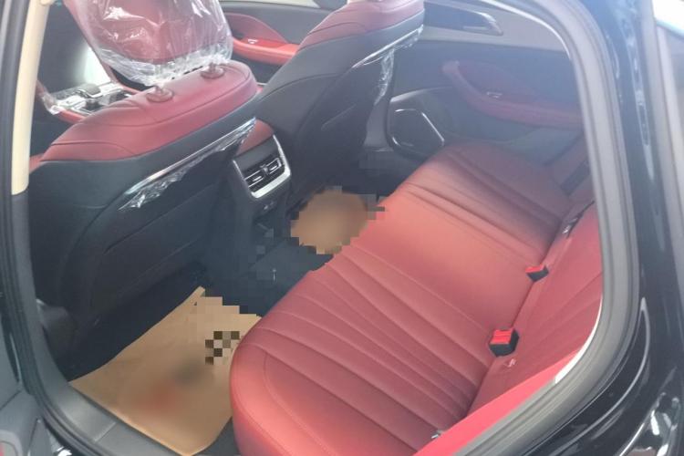 红旗H5 2025款 1.5T DCT旗韵版中控内饰7001