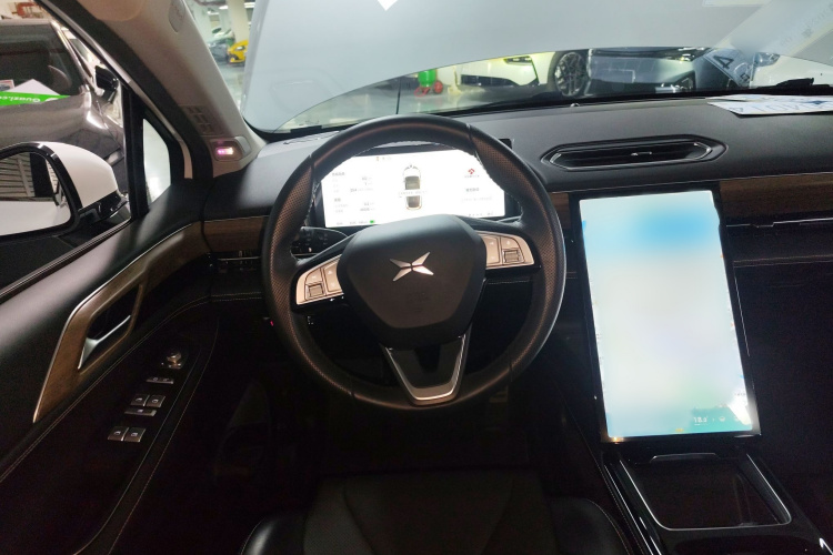 小鹏P5 2022款 550E局部细节13