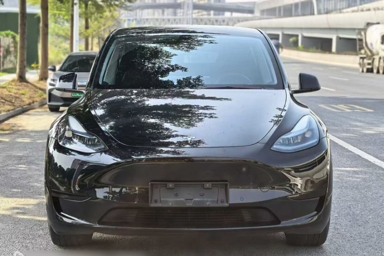 特斯拉 Model Y 2022款 改款 后轮驱动版车身外观6004
