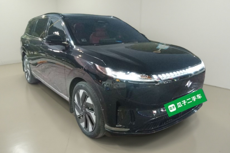 东风奕派 eπ008 2024款 210Max增程版 6座车身外观3