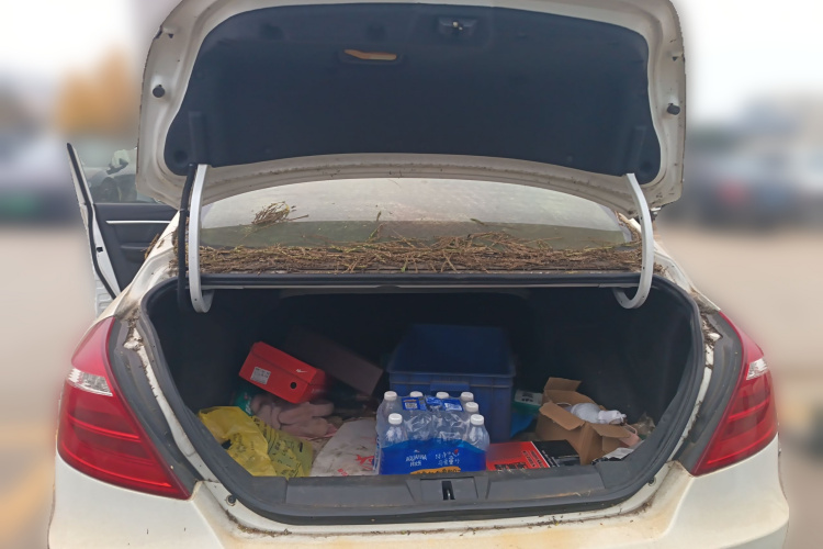 吉利汽车 帝豪 2017款 三厢百万款 1.5L 手动向上版中控内饰23