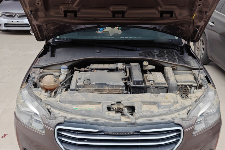 标致301 2014款 1.6L 手动舒适版局部细节24