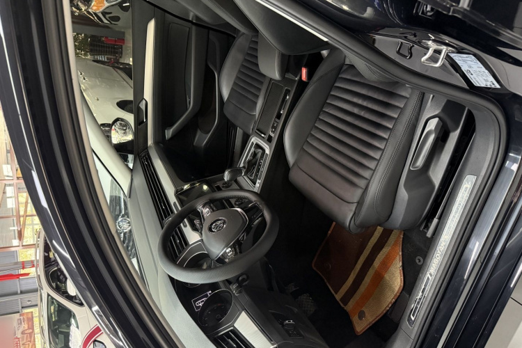 大众 迈腾 2019款 280TSI DSG 舒适型 国VI中控内饰7003