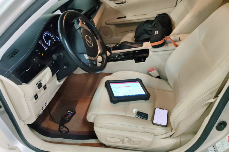 雷克萨斯ES 2013款 300h 精英版局部细节19