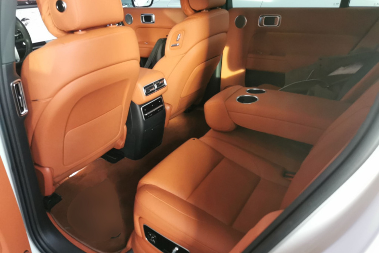 理想汽车 理想L7 2023款 Pro中控内饰21