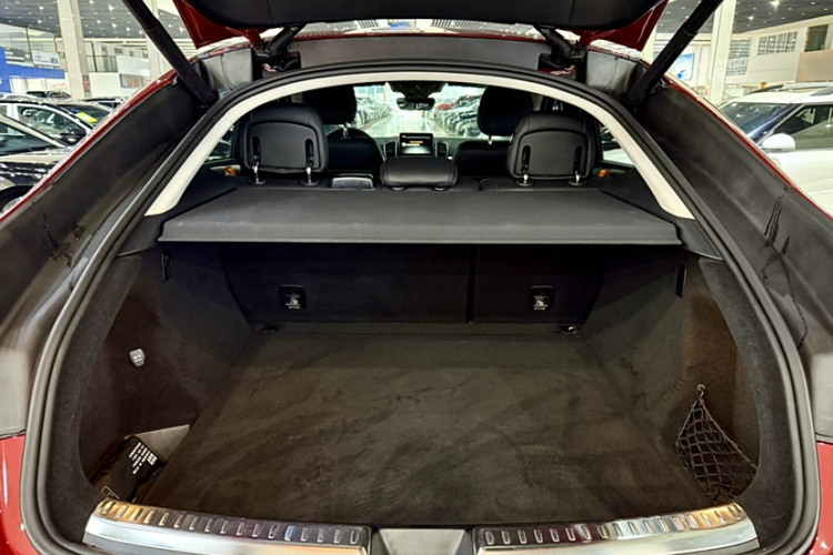 奔驰GLE轿跑 2015款 GLE 320 4MATIC 轿跑SUV中控内饰7005