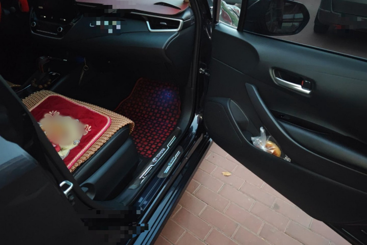 丰田 亚洲狮 2021款 2.0L 豪华版局部细节9005