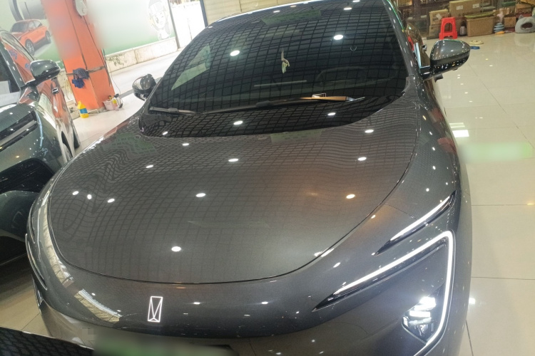 阿维塔12 2025款 Ultra增程版车身外观6001