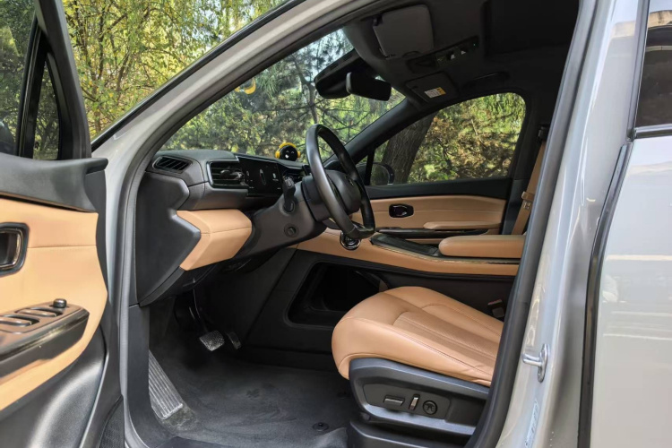 蔚来ES6 2020款 600KM 运动版中控内饰7001