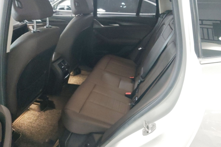 宝马X3 2020款 xDrive25i M运动套装中控内饰21