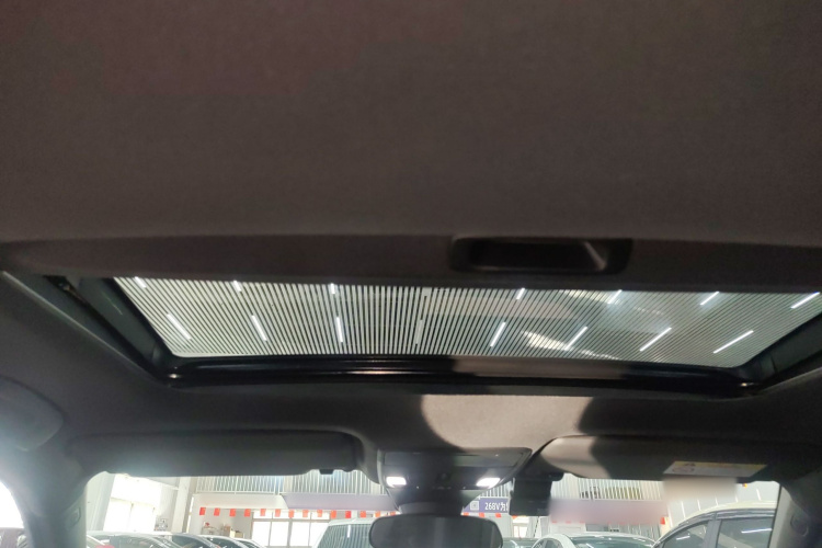 本田 思域 2022款 240TURBO CVT燃动版中控内饰22