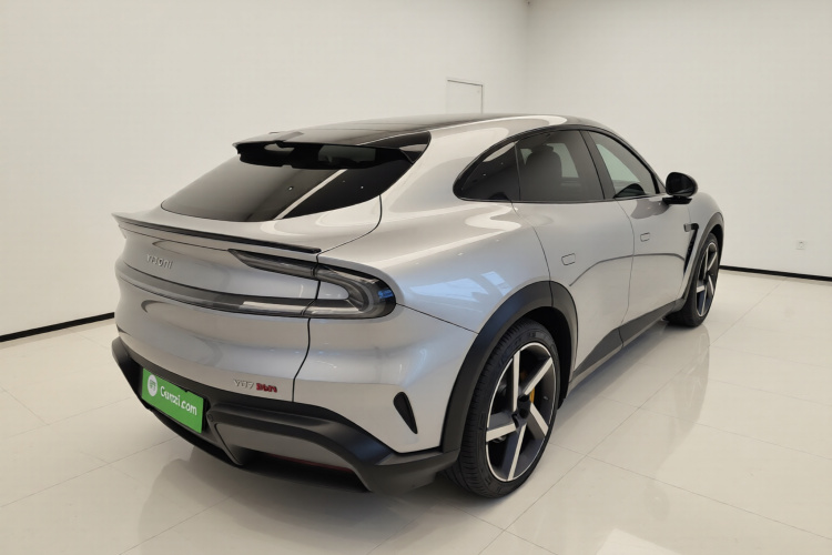 小米汽车 小米YU7 2025款 超长续航高性能四驱Max版车身外观7