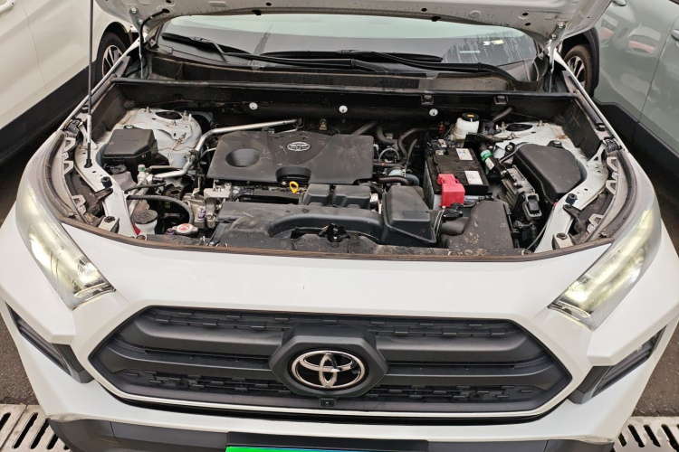 丰田 RAV4荣放 2023款 2.0L CVT四驱探险Plus版局部细节24