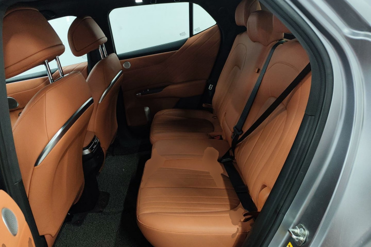 长安启源E07 2025款 纯电 四驱 90kWh Ultra高性能版中控内饰7004