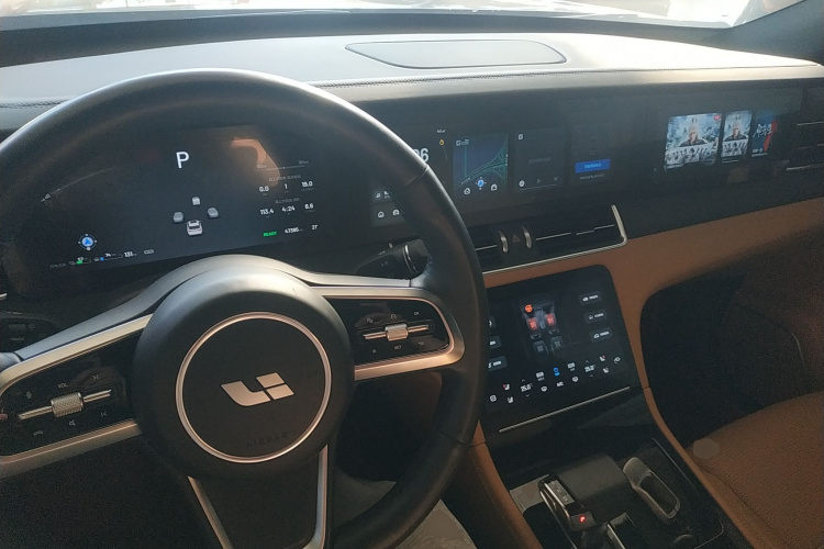 理想汽车 理想ONE 2021款 增程6座版中控内饰12