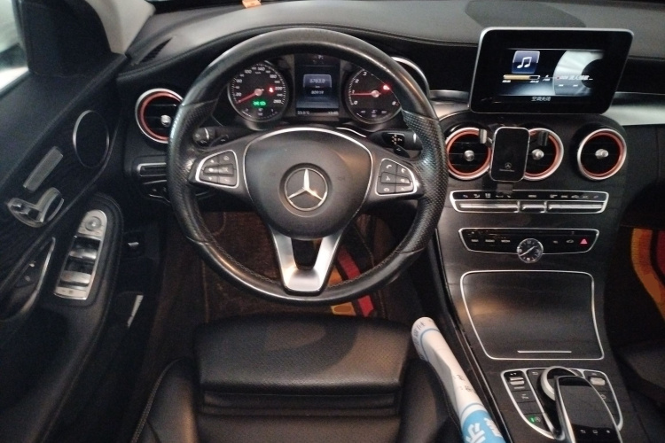 奔驰C级 2015款 改款 C 200 L 运动型局部细节13
