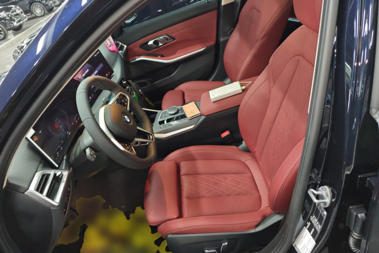 宝马3系 2025款 325Li M运动套装局部细节19