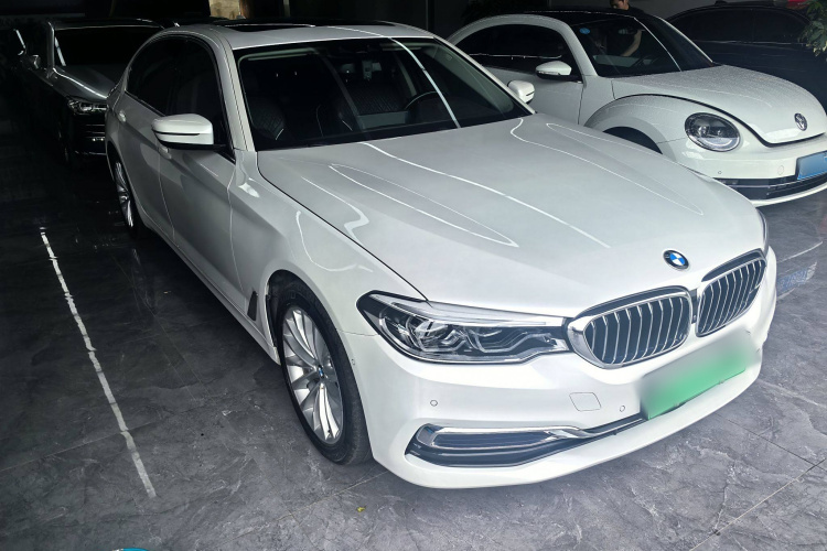 宝马5系新能源 2020款 530Le 先锋版车身外观6002