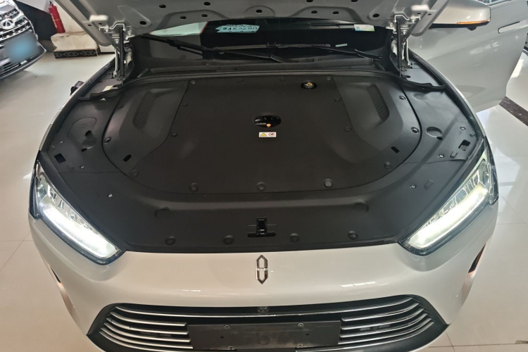 鸿蒙智行 问界M5 2022款 增程后驱标准版机舱底盘24