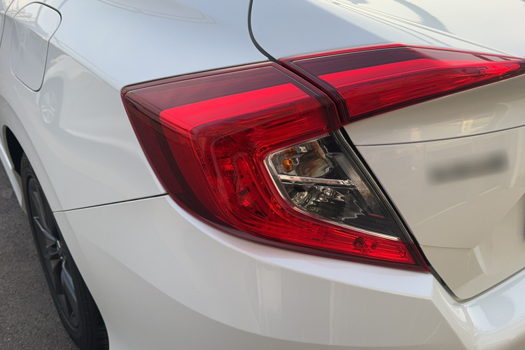 本田 思域 2019款 220TURBO CVT劲动版 国VI车身外观6006