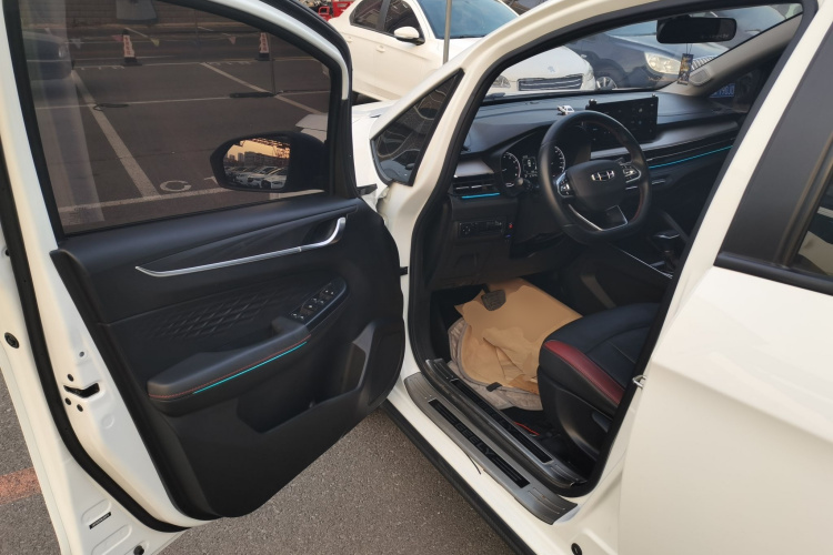 吉利汽车 远景X3 2021款 PRO 1.5L CVT尊贵型中控内饰7003