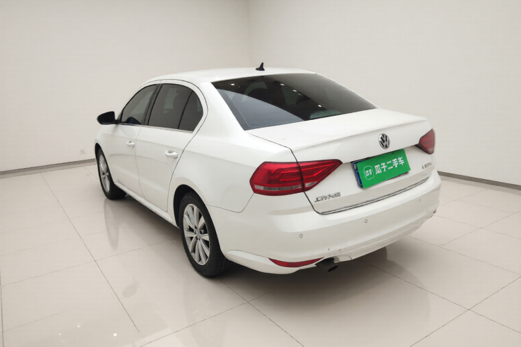 大众 朗逸 2017款 1.6L 自动舒适版车身外观5