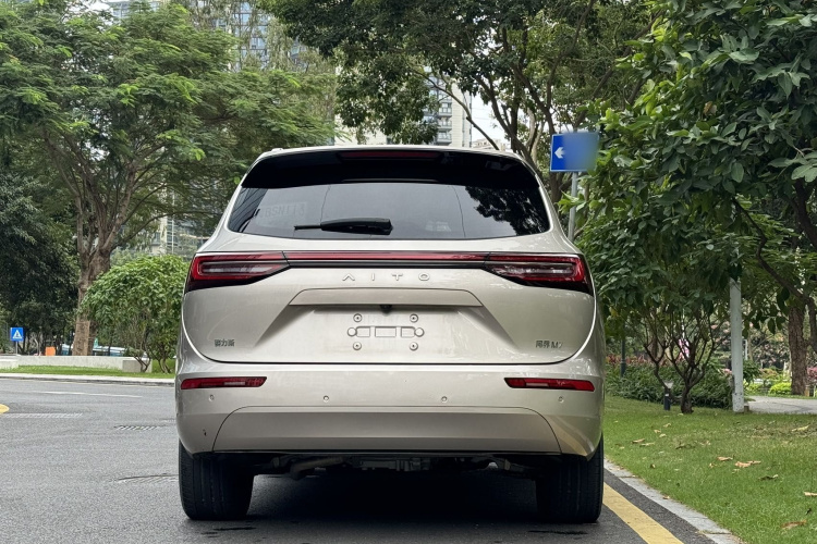 鸿蒙智行 问界M7 2022款 1.5T 后驱舒适版车身外观6004