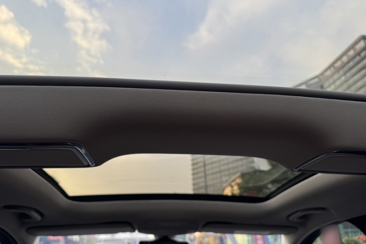 奔驰C级 2021款 C 200 L 时尚型运动版局部细节22