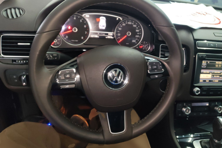 大众 途锐 2017款 3.0TSI 拓野型局部细节13