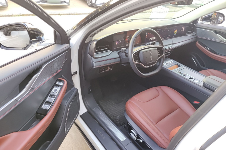 林肯Z 2025款 2.0T 尊尚版中控内饰20