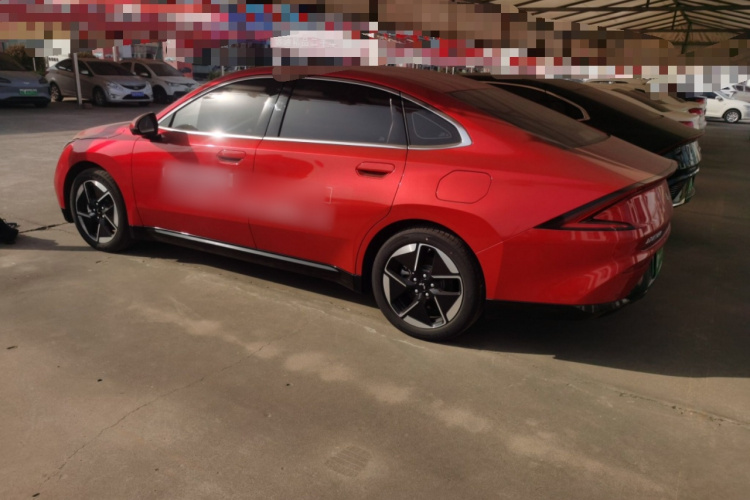 五菱汽车 五菱星光 2024款 共创版 510 进阶型车身外观4