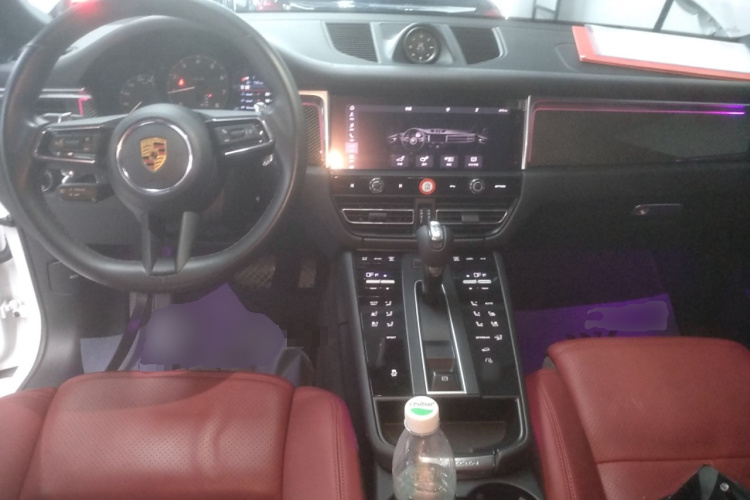 保时捷 2022款 Macan 2.0T中控内饰12