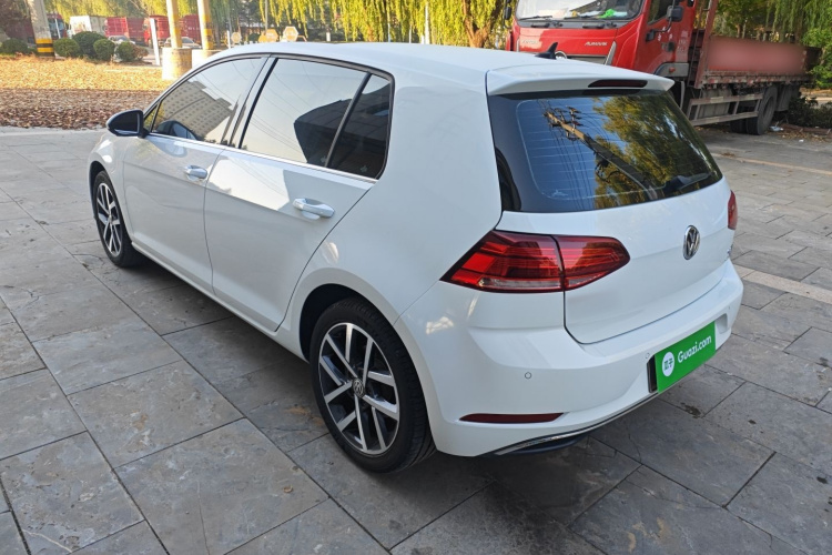 大众 高尔夫 2020款 280TSI DSG舒适型车身外观4