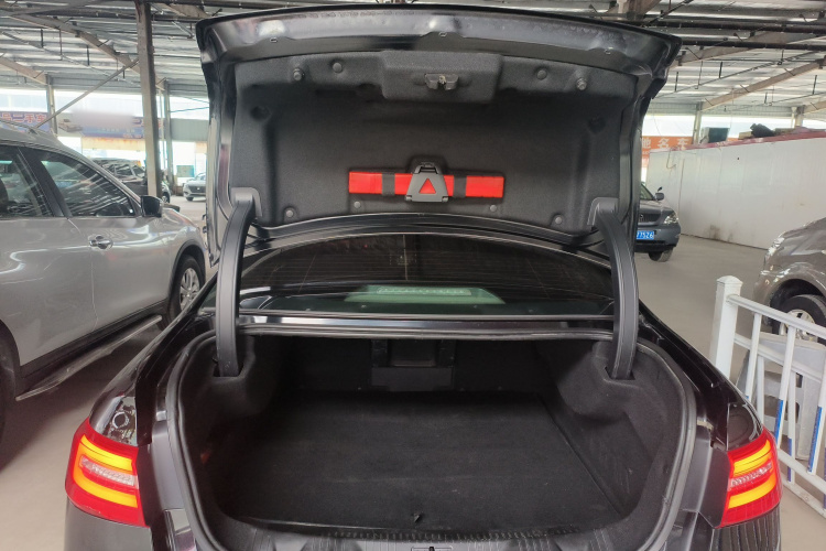 东风风神 东风A9 2016款 1.8T 尊贵型局部细节23