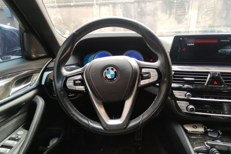 宝马5系 2018款 525Li M运动套装局部细节13