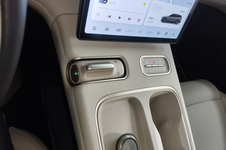 蔚来ES6 2023款 75kWh局部细节16