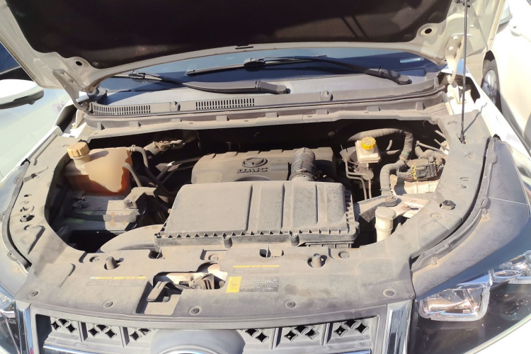 北汽幻速S3 2016款 S3L 1.5L 手动尊贵型局部细节24