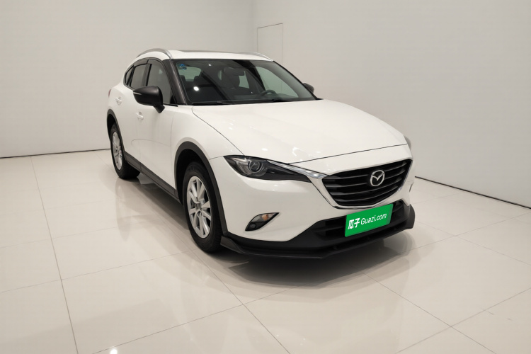 马自达CX-4 2016款 2.0L 自动两驱蓝天品位版车身外观3