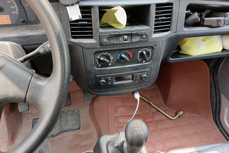 五菱汽车 五菱之光 2020款 1.2L 实用型 国VI LSI局部细节16