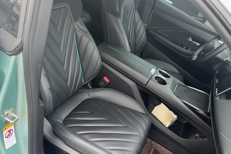 深蓝汽车 深蓝SL03 2023款 200Max增程版局部细节41