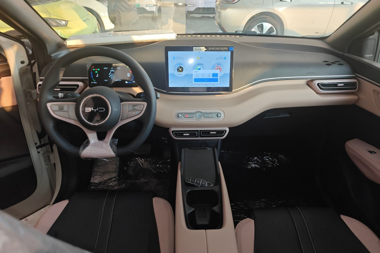 比亚迪 海鸥 2025款 智驾版 305km 活力版中控内饰7002