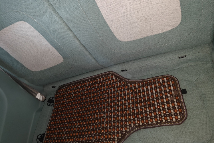 凌宝汽车 凌宝uni 2022款 微甜版中控内饰21