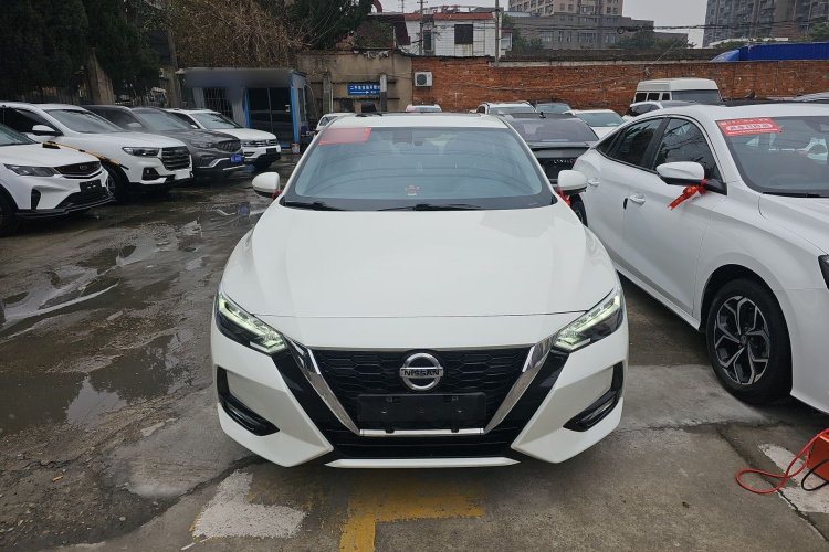 日产 轩逸 2020款 改款 1.6L XL CVT悦享版车身外观2