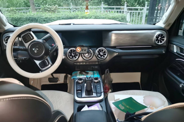 坦克300 2023款 城市版 2.0T 很有型中控内饰7002