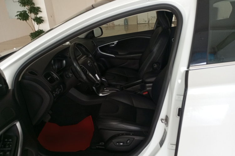 沃尔沃V40 2015款 1.6T 智雅版局部细节19