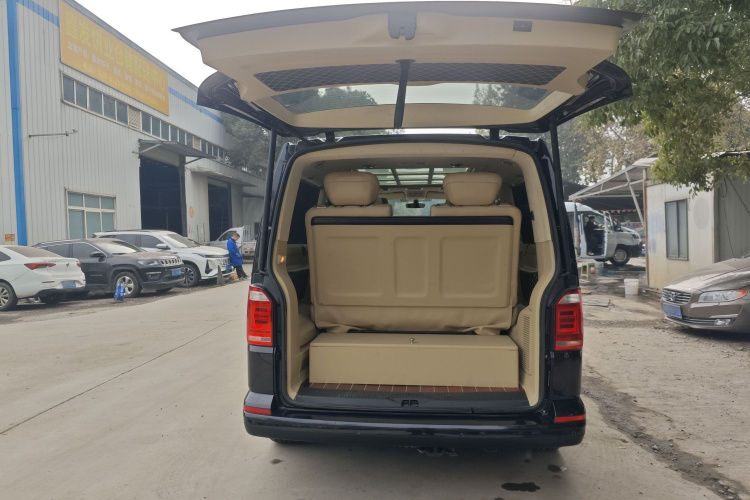 大众 凯路威 2018款 2.0TSI 四驱豪华版 7座中控内饰7002