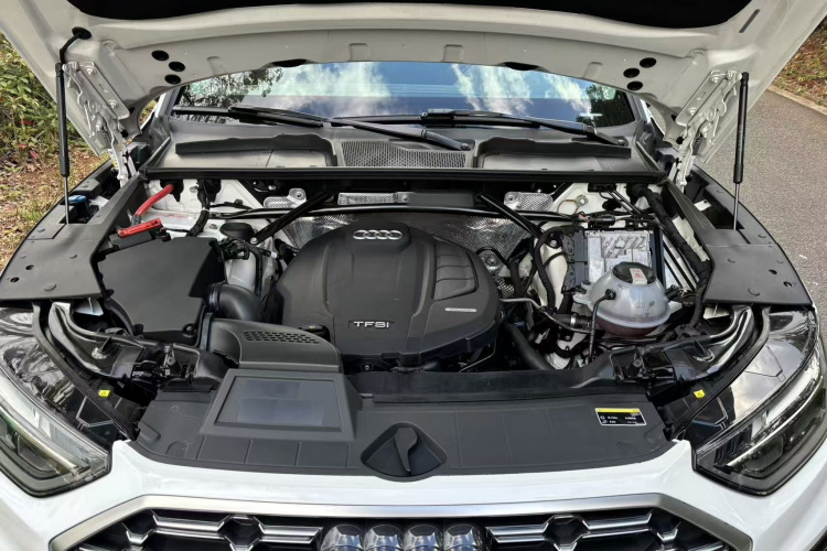 奥迪Q5L 2021款 45 TFSI 豪华动感型中控内饰7010