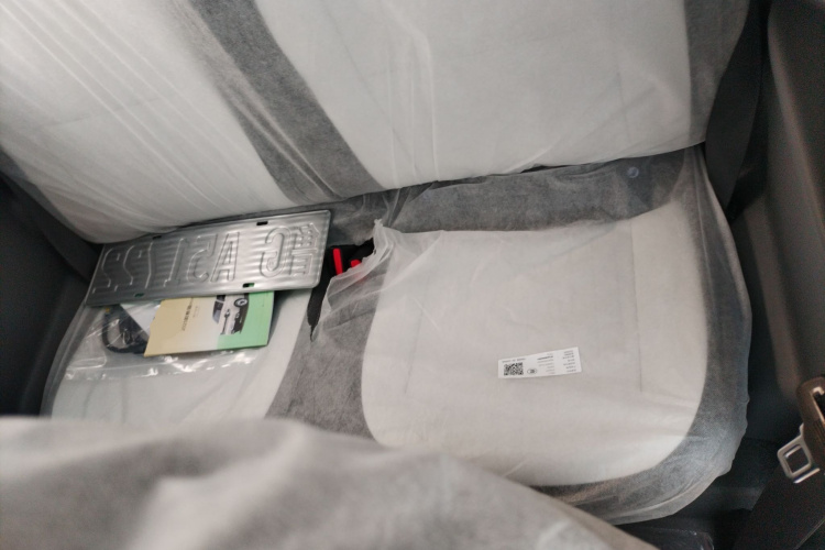 吉利银河 熊猫 2025款 210km 元气熊中控内饰21