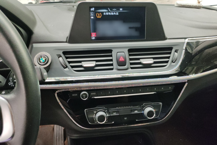 宝马1系 2017款 118i 运动型局部细节16